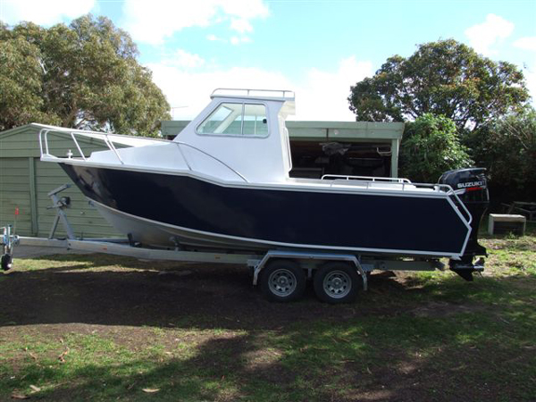 BB010 "Alloy Sea Boat - Standard Targa top"